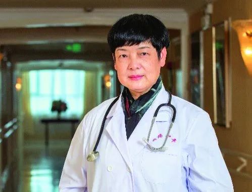 黄荷凤 ：“科学家妈妈”三十余年解救万余不育家庭