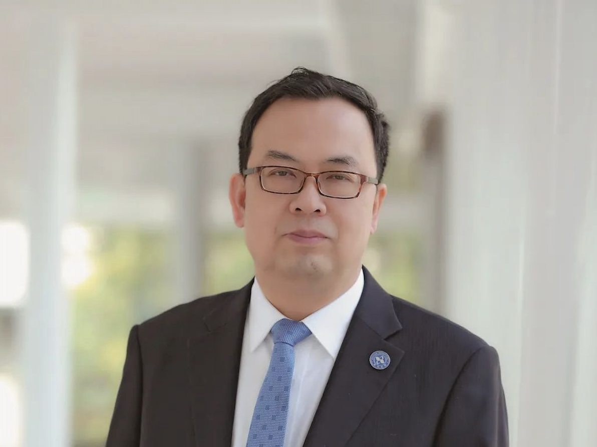 刘颖斌：不言放弃，不忘初心