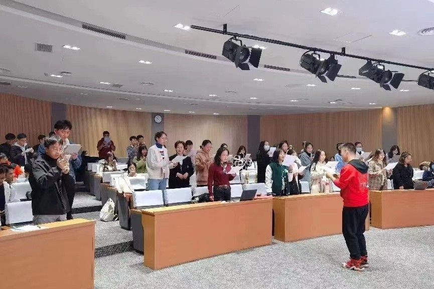 活动回顾 | 五院联队组织“一二·九”师生歌会排练