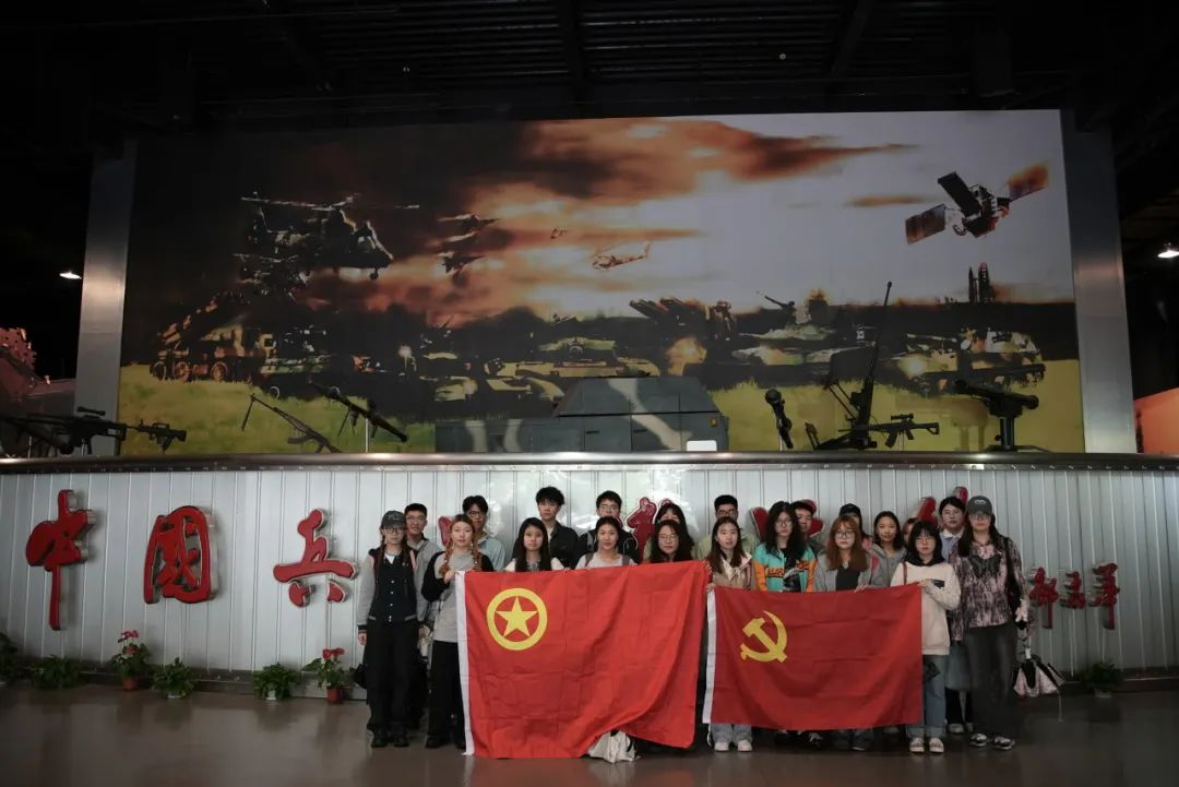 纪念五四运动105周年 | 文创学子在行动