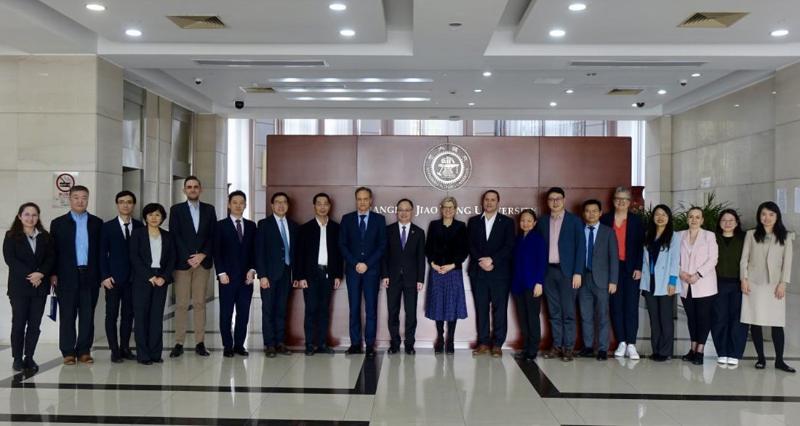 德国慕尼黑工业大学高级副校长一行访问欧宝app官方网站下载