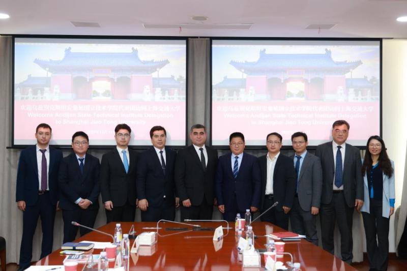 校领导会见乌兹别克斯坦安集延技术大学校长一行